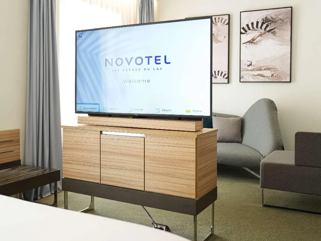 DOUBLE SUPERIOR Room, Novotel Tunis Lac, Tunisia