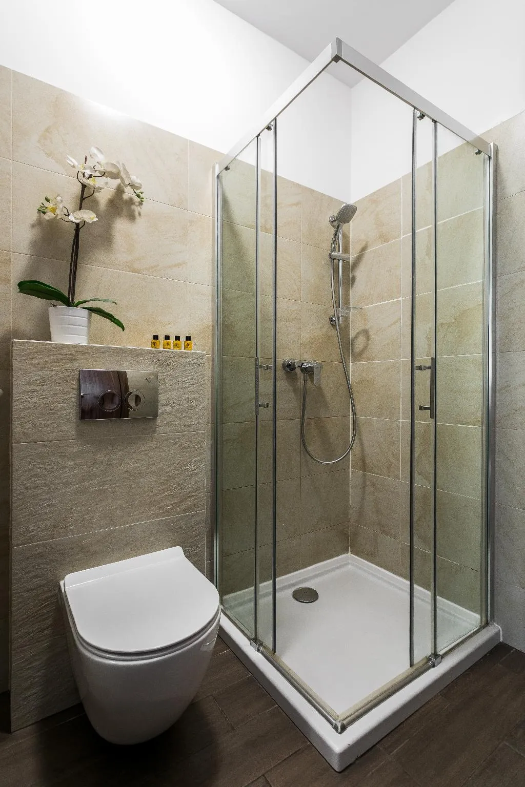 QUADRUPLE STANDARD Room, G12 Aparthotel, Krakow