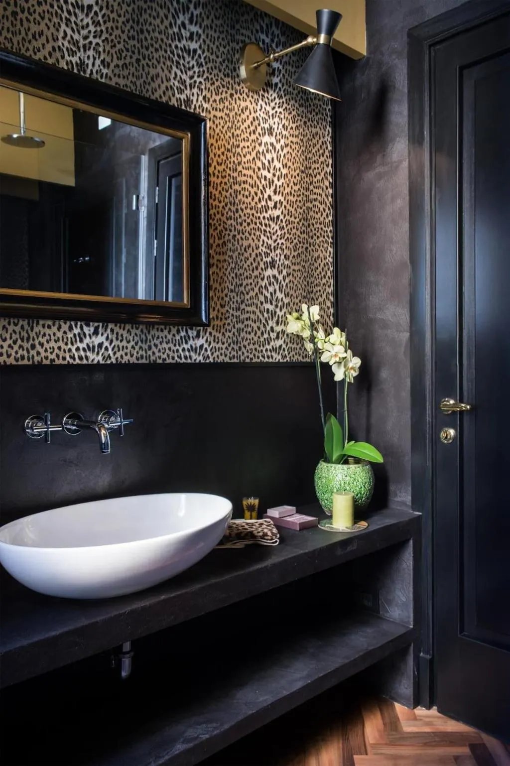 Room, Velona's Jungle Luxury Suites, Florence