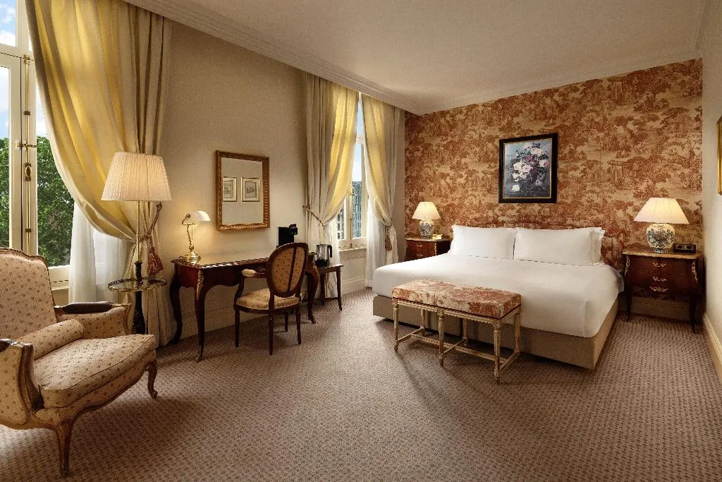DOUBLE PREMIUM CITY VIEW Room, InterContinental Amstel Amsterdam by IHG, Amsterdam