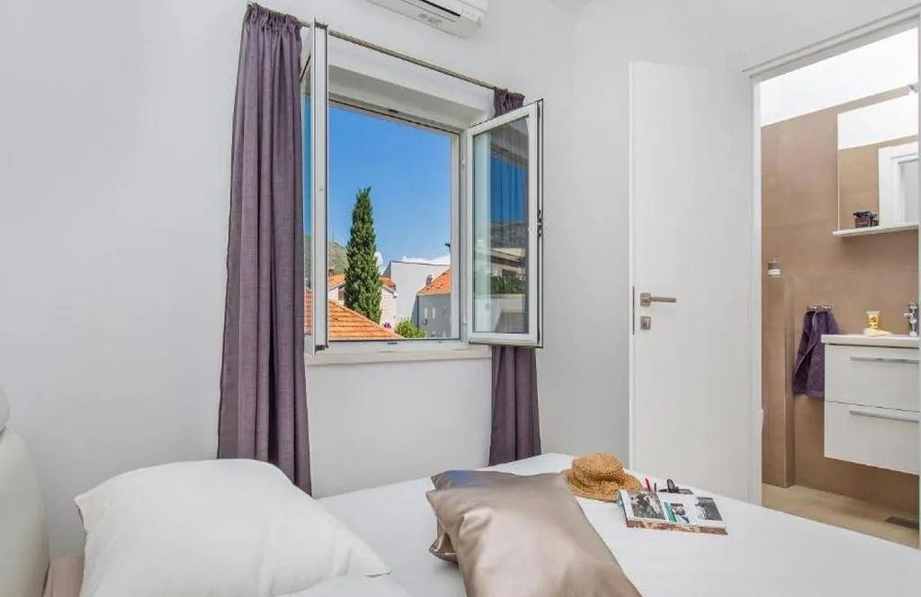 APARTMENT DELUXE TWO BEDROOM Room, Apartments St.Thomas, Dubrovnik