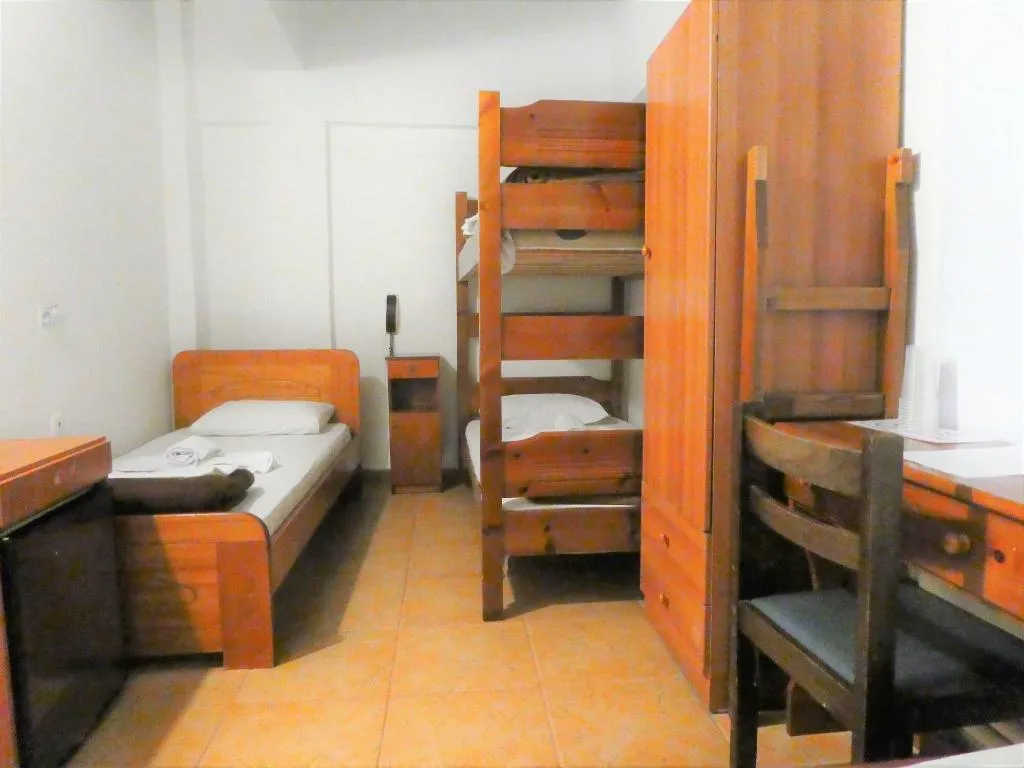 Room, Fivos, Athens