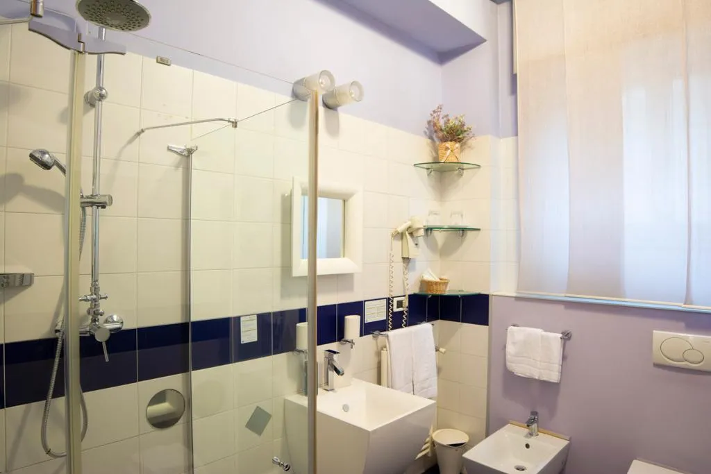 JUNIOR SUITE STANDARD Room, Eco Hotel Milano & Bioriso Restaurant, Milan