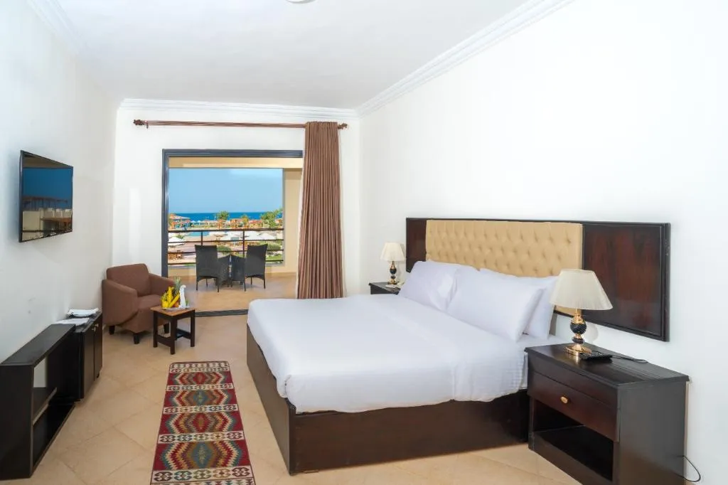 Room, New Eagles Resort & Aqua Park, Red Sea Riviera