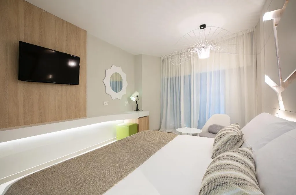 DOUBLE POOL VIEW Room, The Ibiza Twiins, Ibiza