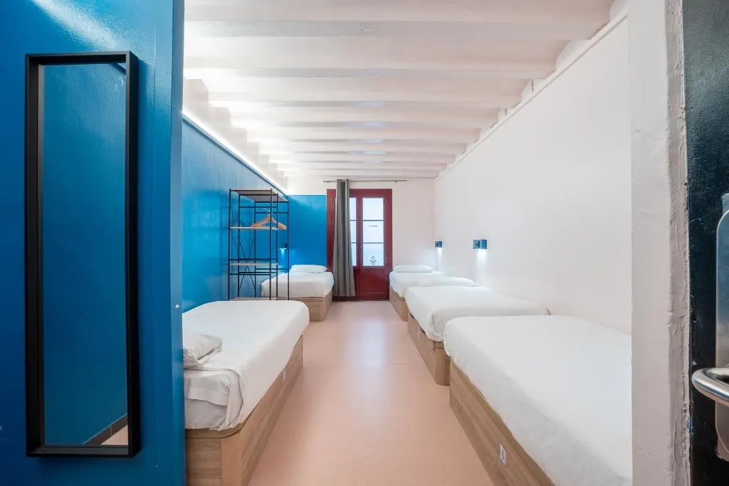 Bed in dormitory CAPACITY 5 Room, Malacuna Barcelona, Barcelona