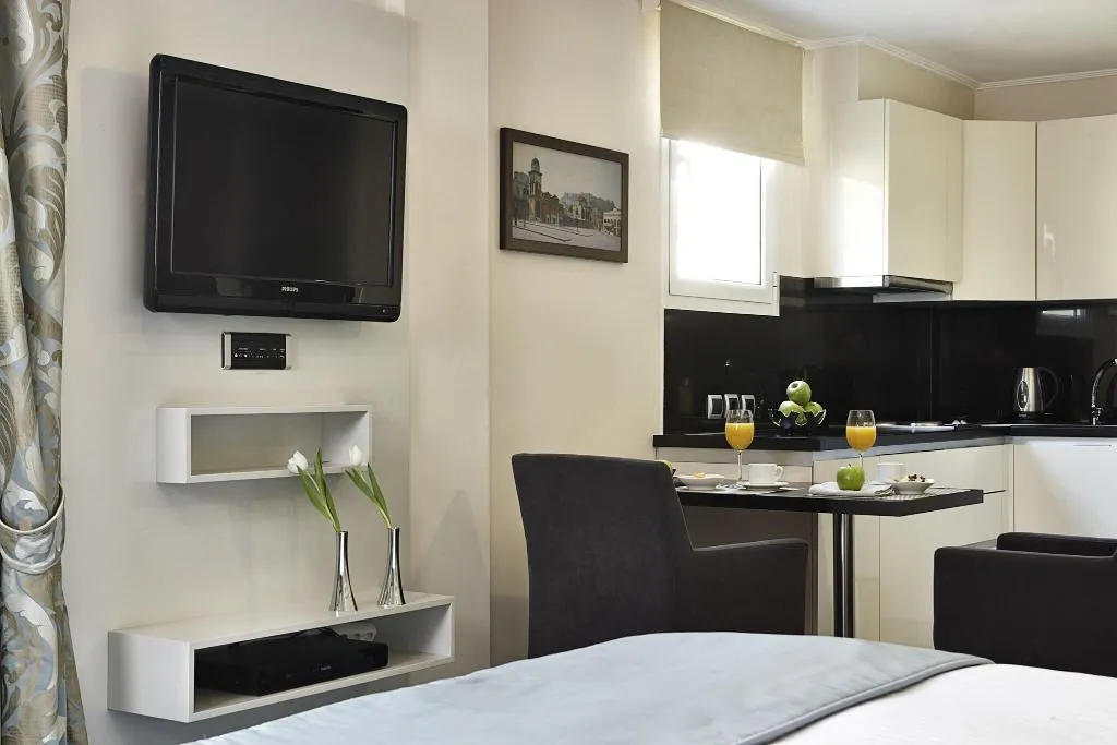 SUITE KING SIZE BED Room, Ava Hotel & Suites, Athens