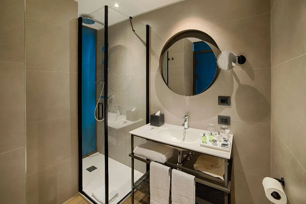 DOUBLE SUPERIOR Room, NH Collection Venezia Murano Villa, Venice