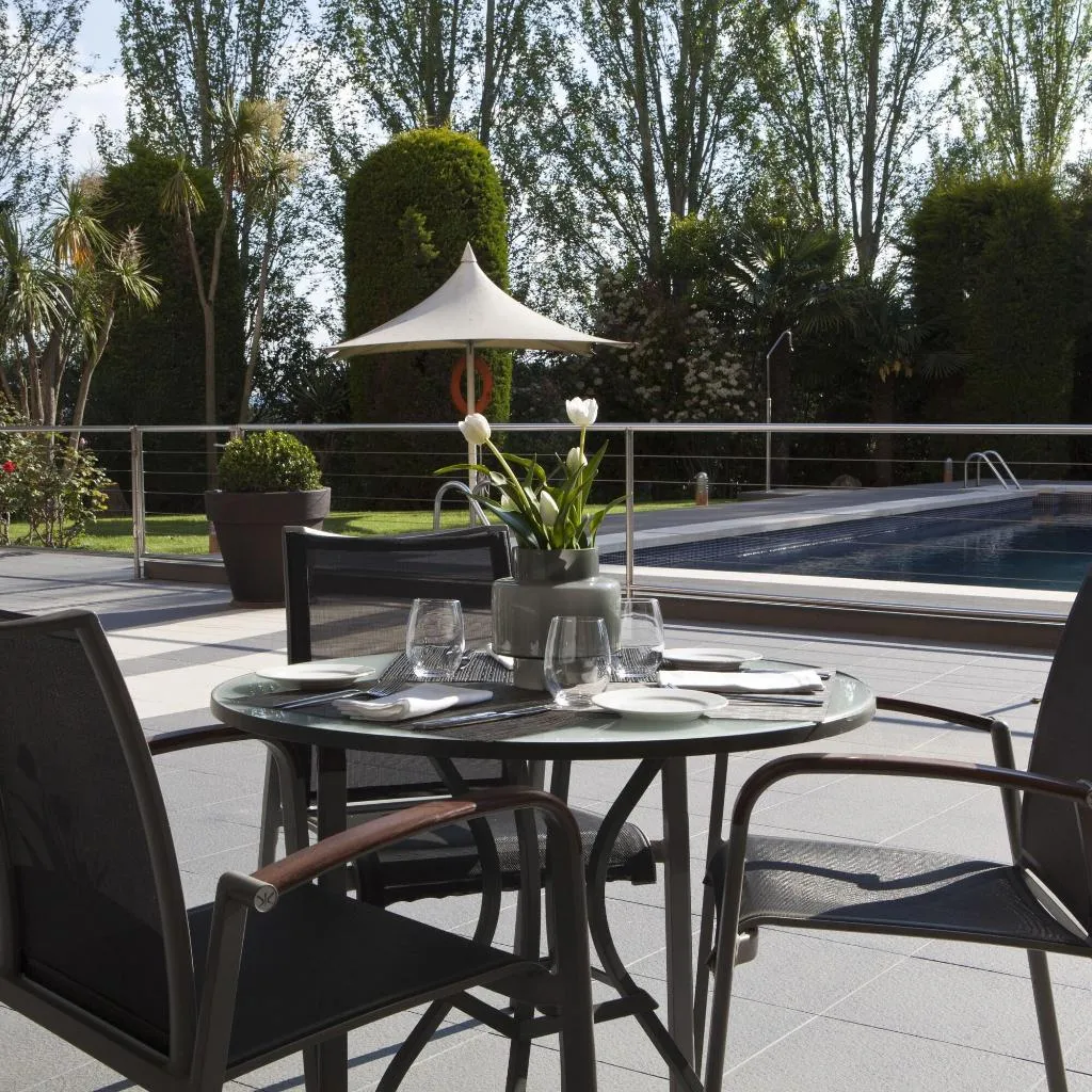 Terrace, AC Sant Cugat, Barcelona