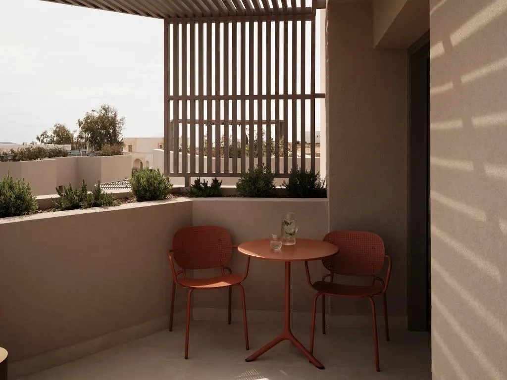 TRIPLE PREMIUM Room, Enarma Suites & Spa Wellness Retreat, Santorini