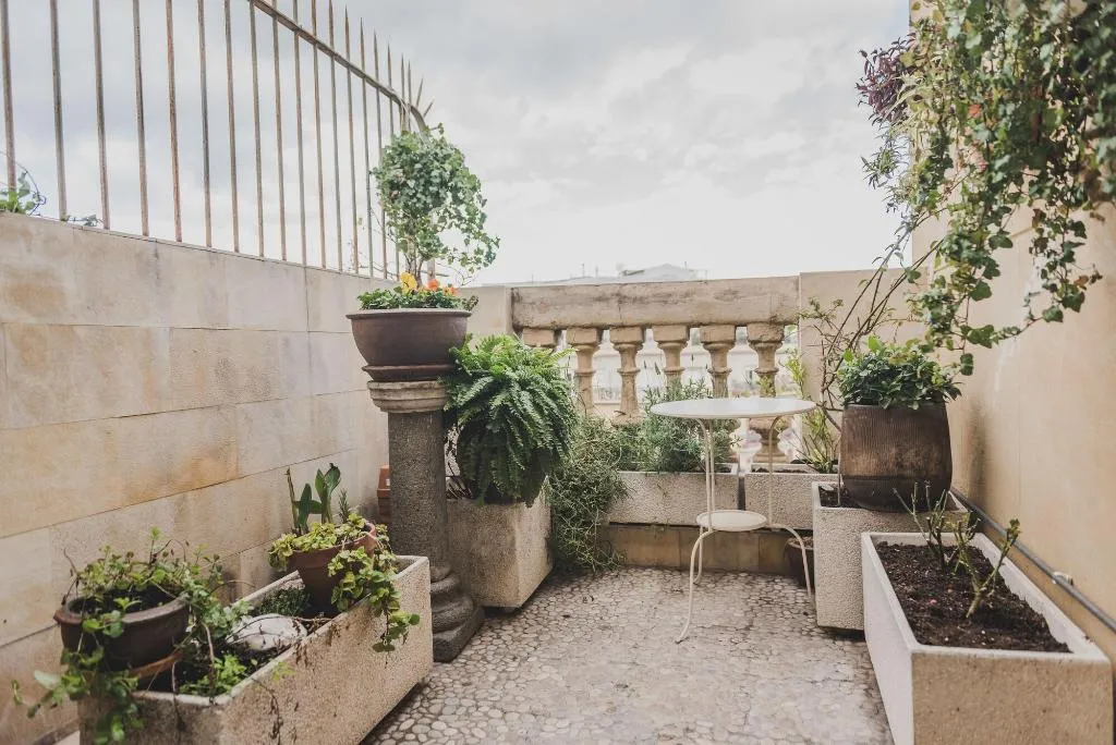 Terrace, Go Barcelona Guest House, Barcelona