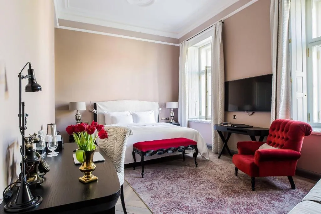 SUITE SUPERIOR WITH VIEWS Room, Hotel Telegraaf, Autograph Collection, Tallinn