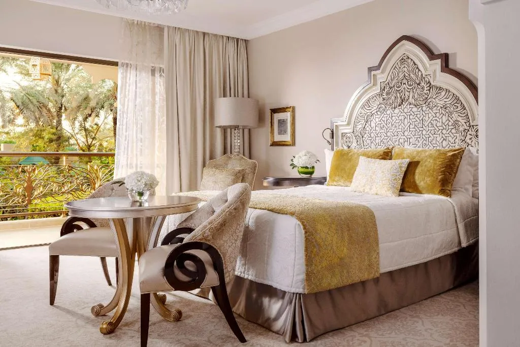 DOUBLE DELUXE Room, One & Only Royal Mirage, Dubai