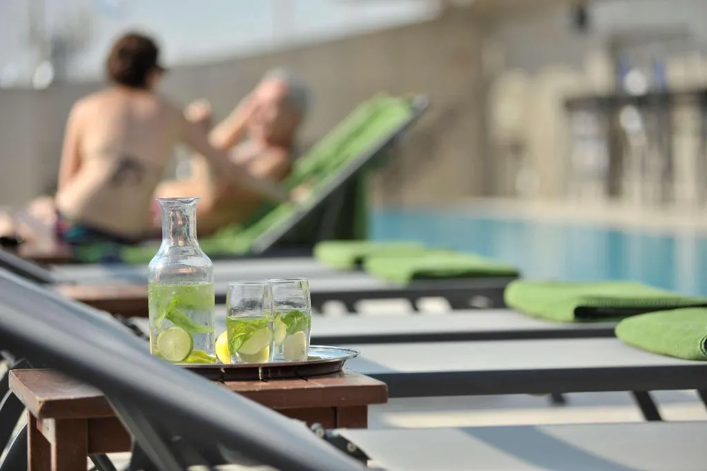 Pool, Melia Athens, Athens