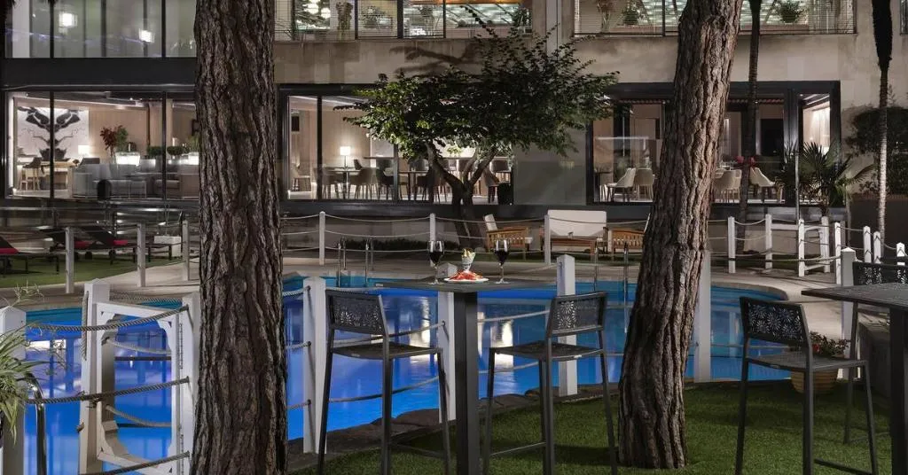Pool, The Level At Hotel Melia Castilla, Madrid