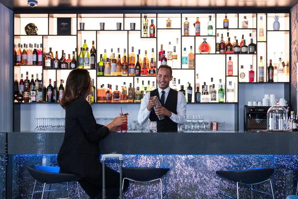Bar, iQ Hotel Milano, Milan