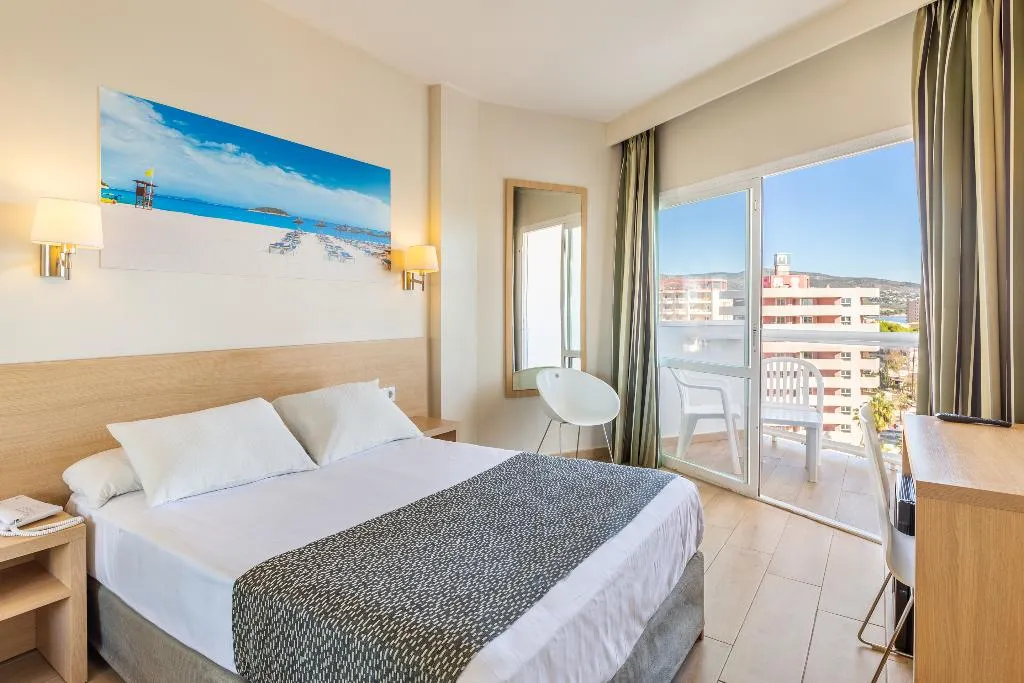 SINGLE STANDARD Room, Samos, Majorca
