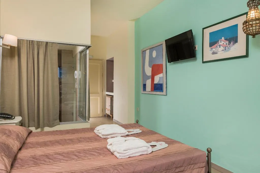 SUITE WITH PRIVATE POOL Room, Orpheas Resort, Crete