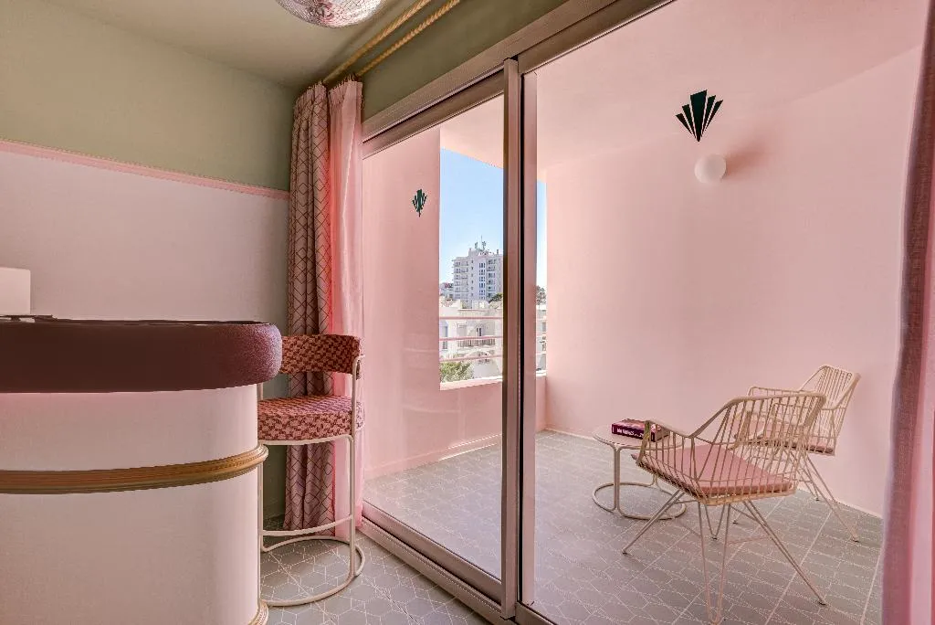 JUNIOR SUITE STANDARD Room, Grand Paradiso, Ibiza