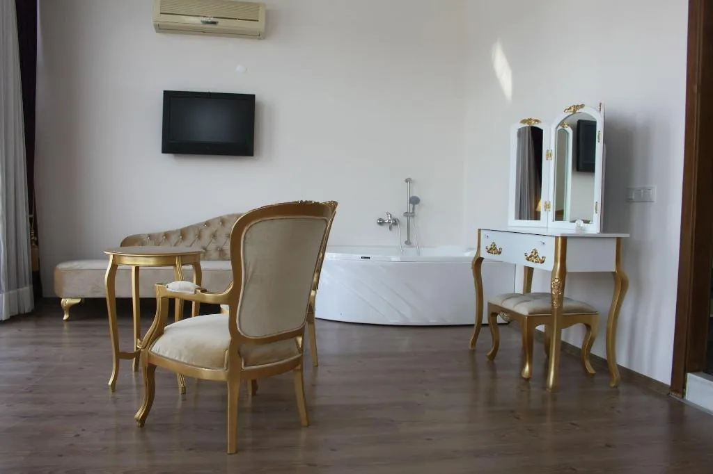 Room, Huri & Nuri Hotel, Izmir