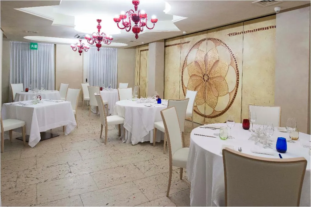 Restaurant, Romano Palace, Catania