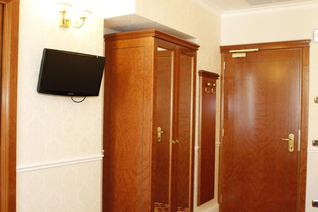 DOUBLE STANDARD Room, Hotel Villa Pinciana, Rome