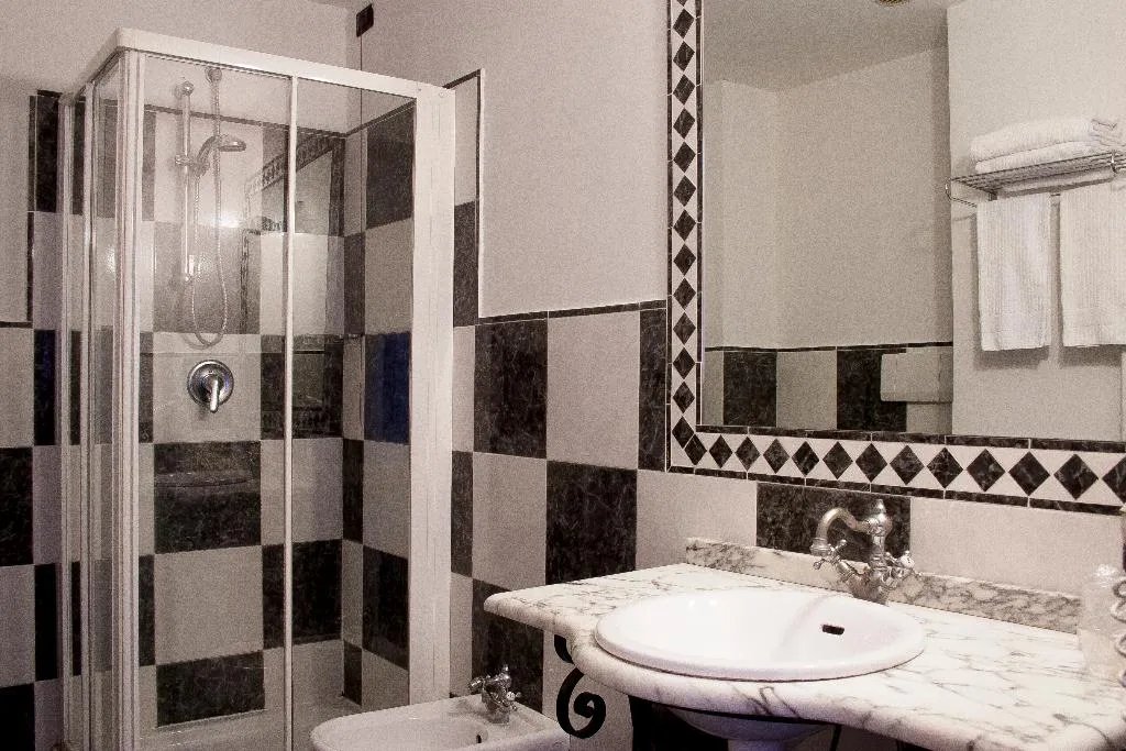 JUNIOR SUITE CLASSIC Room, De la Ville, Rome