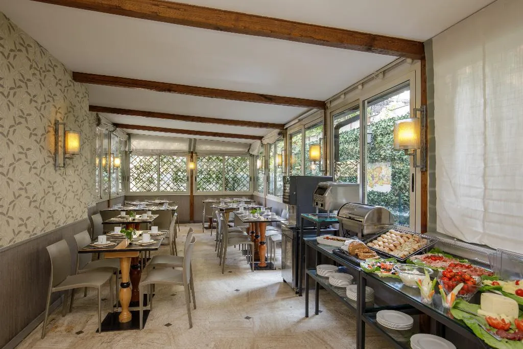 Restaurant, Santa Costanza, Rome