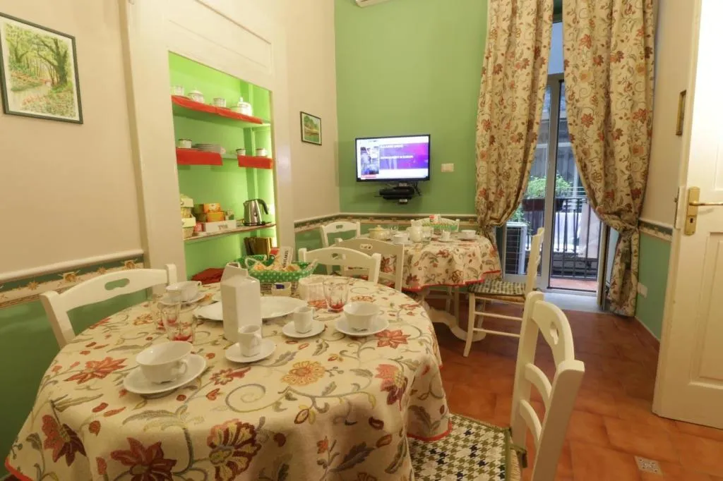 Restaurant, B&B Speranzella, Naples
