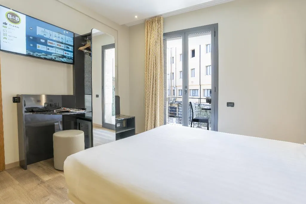 DOUBLE STANDARD Room, B&B Hotel Roma Tuscolana San Giovanni, Naples