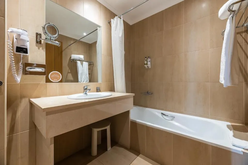 DOUBLE STANDARD Room, Vale d'el Rei Hotel & Villas, Algarve