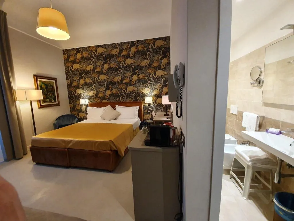 TRIPLE SUPERIOR Room, Maxim Axial, Florence