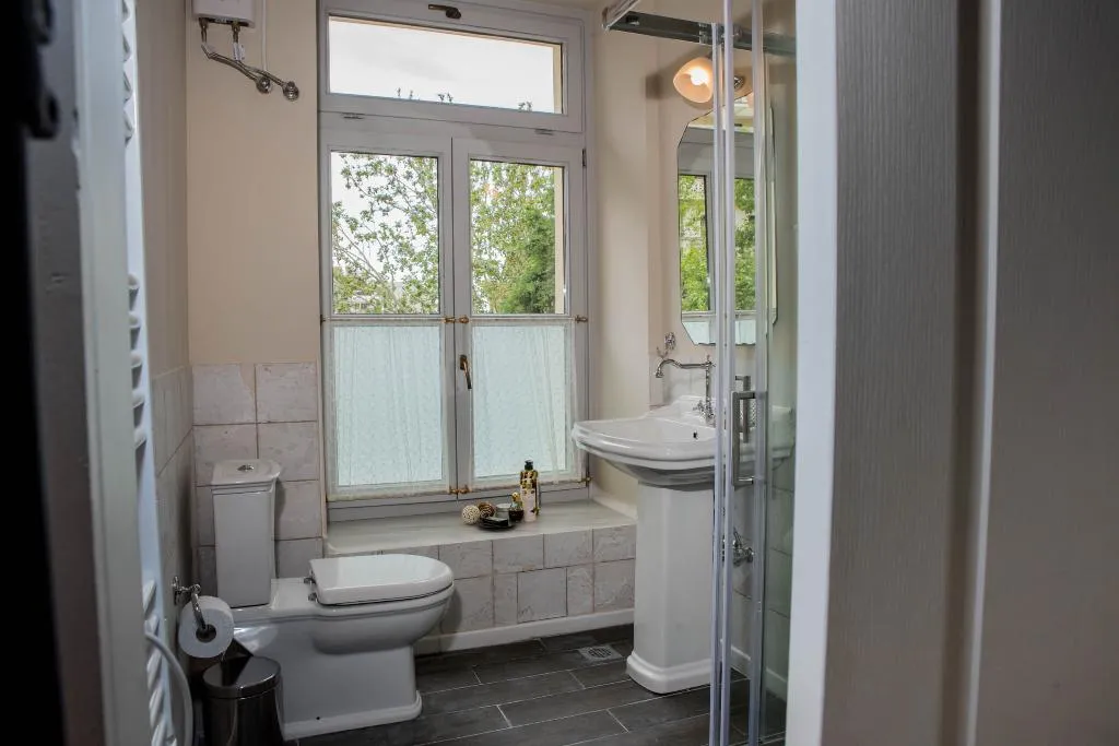JUNIOR SUITE STANDARD Room, Kyria Boutique House, Athens