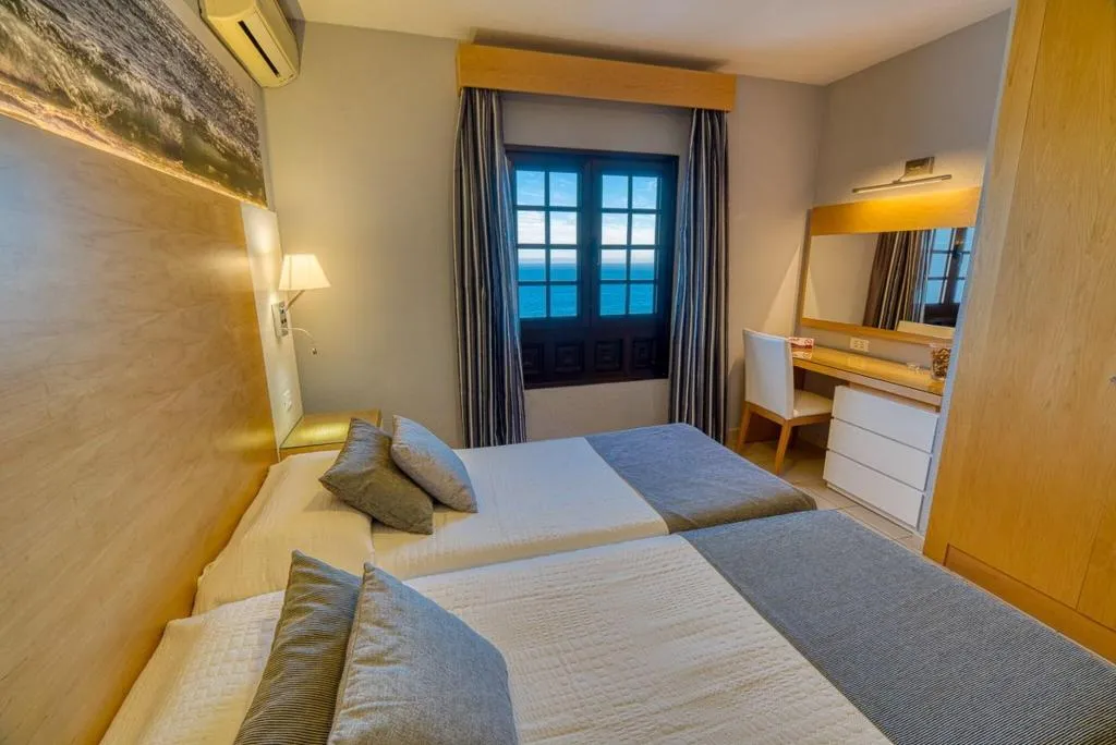 APARTMENT TWO BEDROOMS Room, Las Rosas, Tenerife