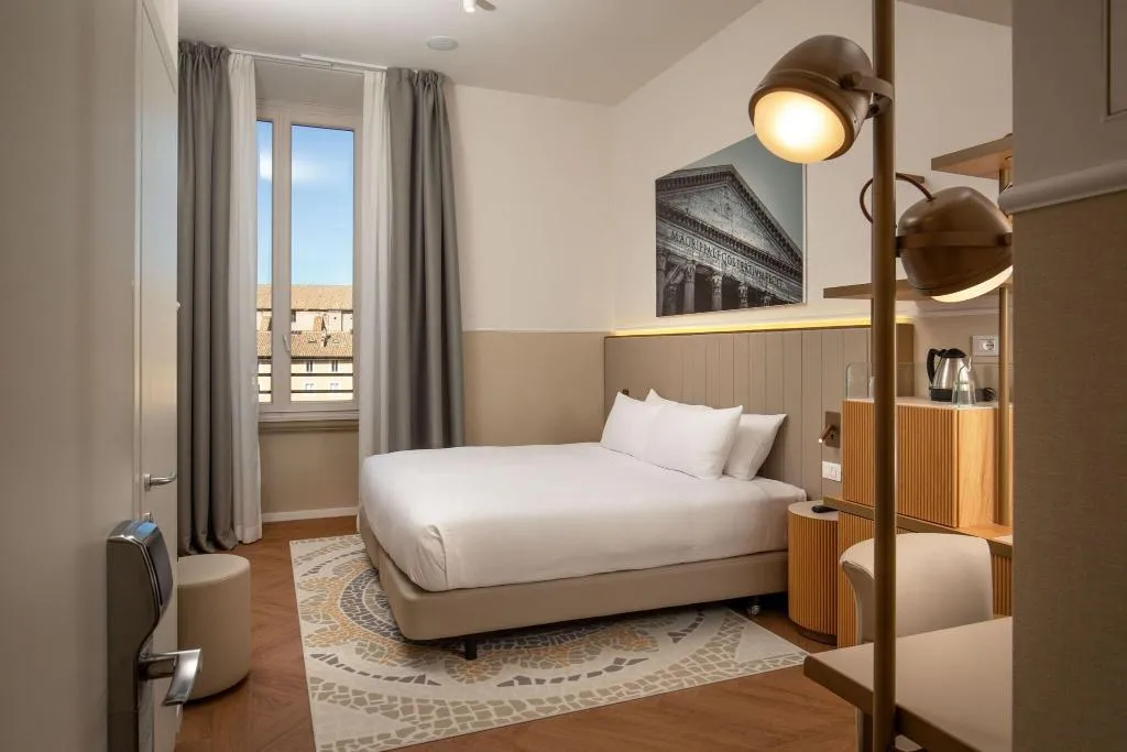 Room, Cosmopolita Hotel Rome, Tapestry Collection by Hil, Rome