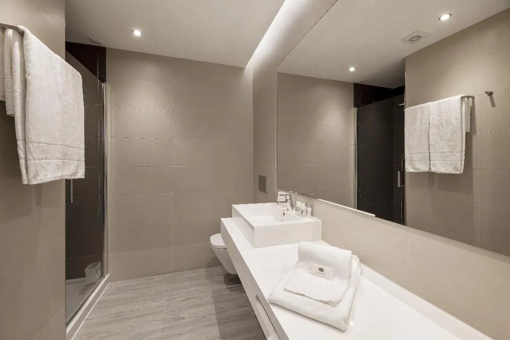 APARTMENT TWO BEDROOMS TWO BATHROOMS Room, AlvorMar Apartamentos Turisticos, Algarve