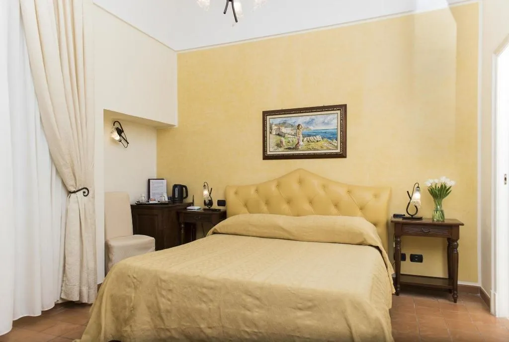 Room, Hotel Villa Annalara, Naples
