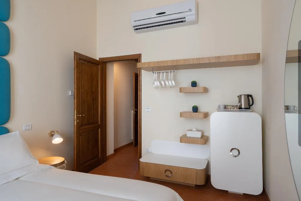 DOUBLE SUPERIOR Room, Palazzo Graziani, Florence