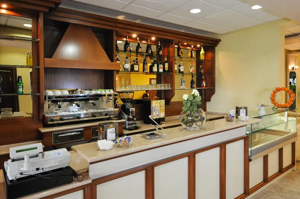 Bar, Hotel Roma Tiburtina, Rome