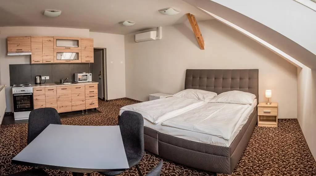 Room, Brixen, Prague