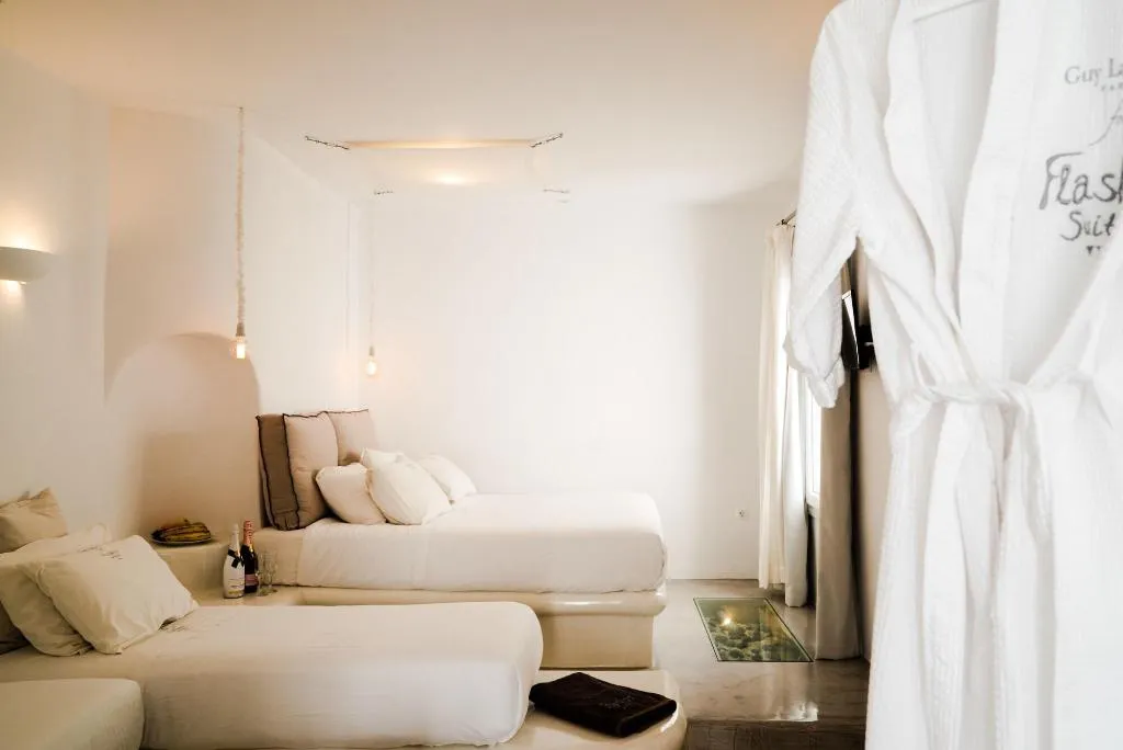 Room, Flaskos Suites, Mykonos