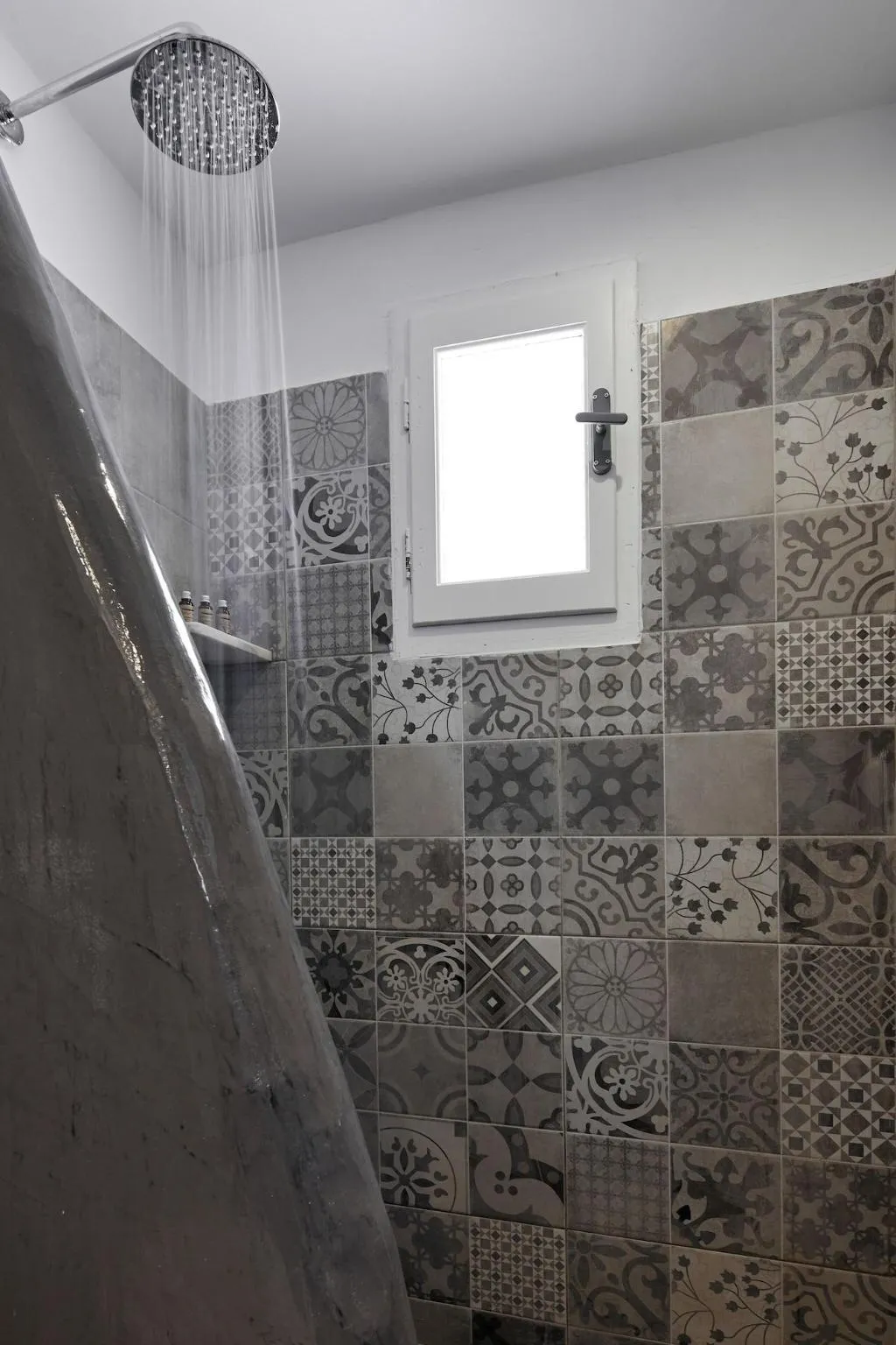 Room, Symmetry Suites, Santorini