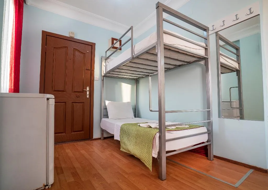 APARTMENT CAPACITY 2 Room, Nehir Apart Otel, Antalya