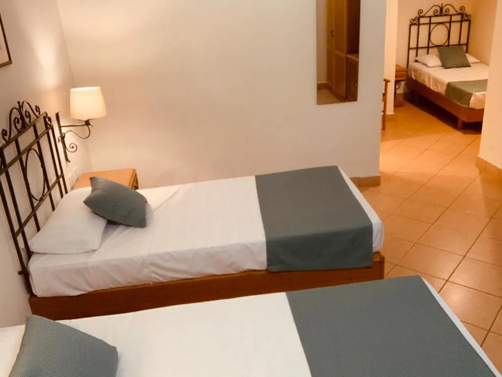 QUADRUPLE STANDARD Room, Hotel Kennedy Nova, Malta