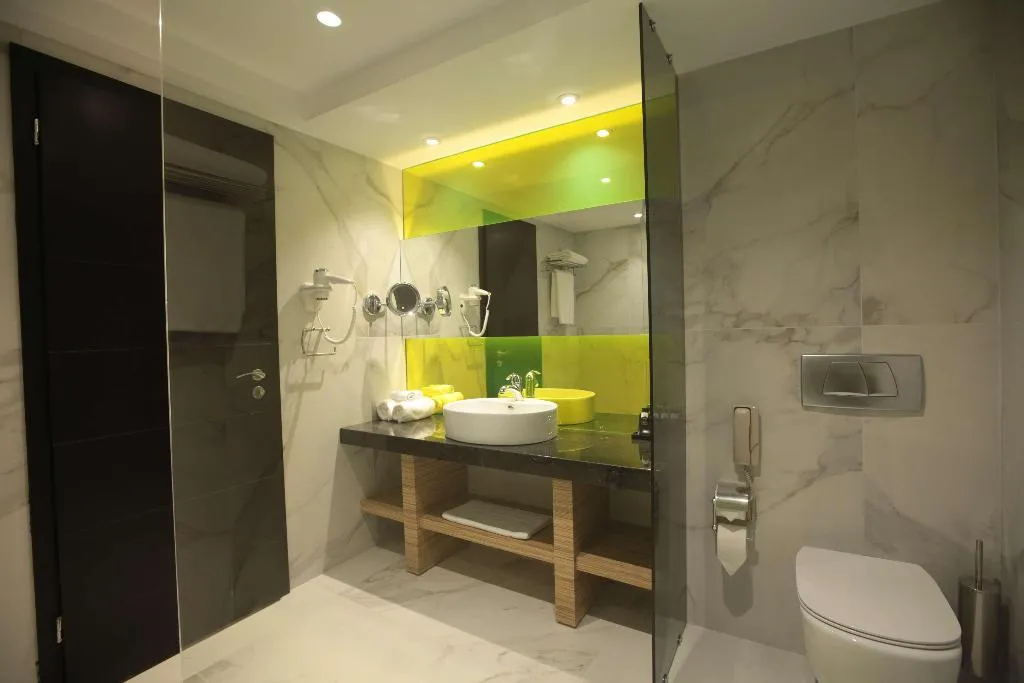 Room, Wyndham Grand Athens, Athens