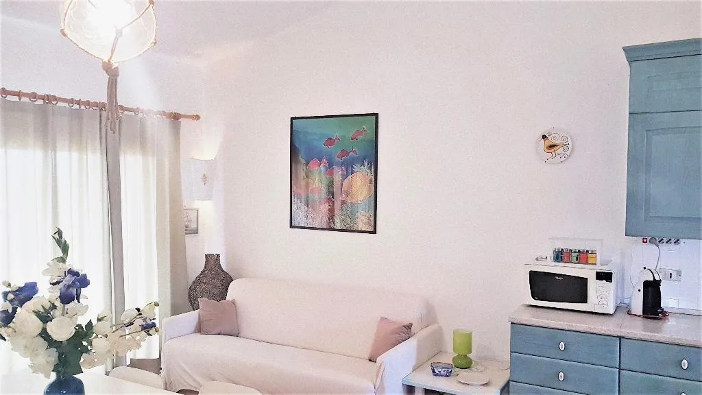 APARTMENT CAPACITY 6 TWO BEDROOMS Room, Villaggio Marineledda, Olbia