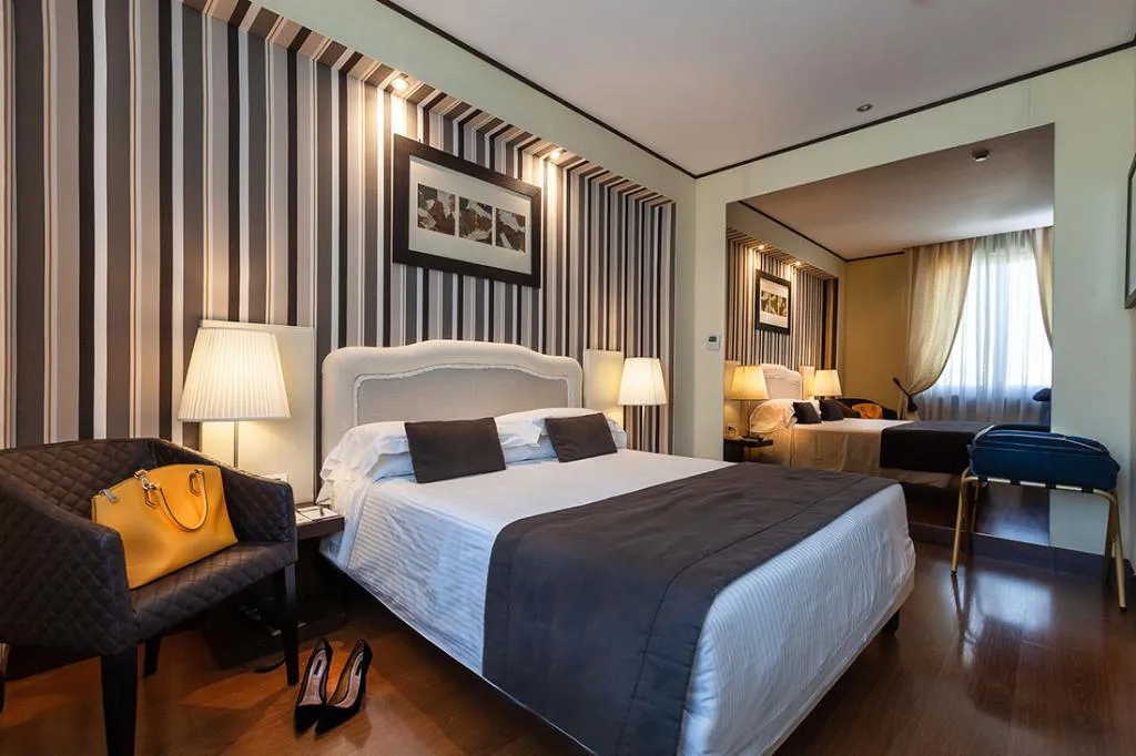 DOUBLE DELUXE Room, Th Roma - Carpegna Palace, Rome