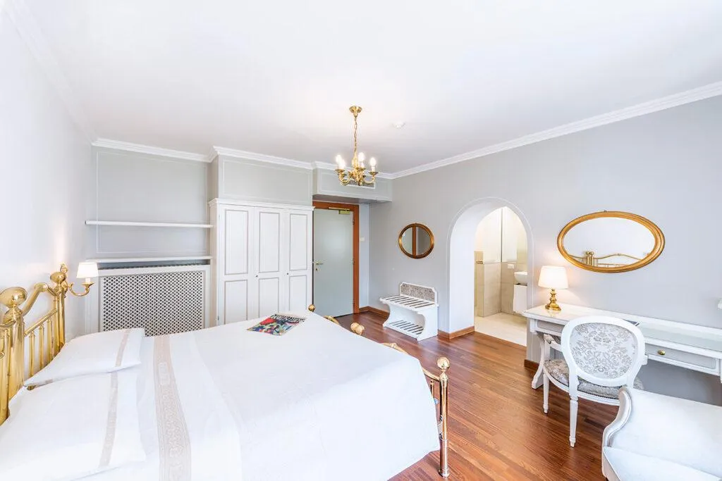 TRIPLE SUPERIOR LAKE VIEW Room, Metropole Suisse, Milan