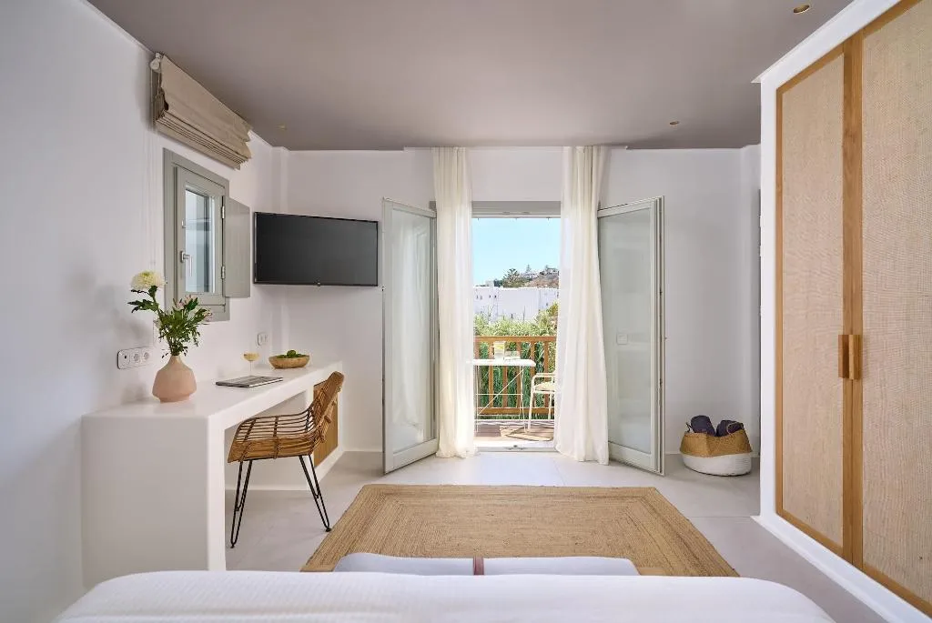 Room, Adorno Suites Mykonos, Mykonos