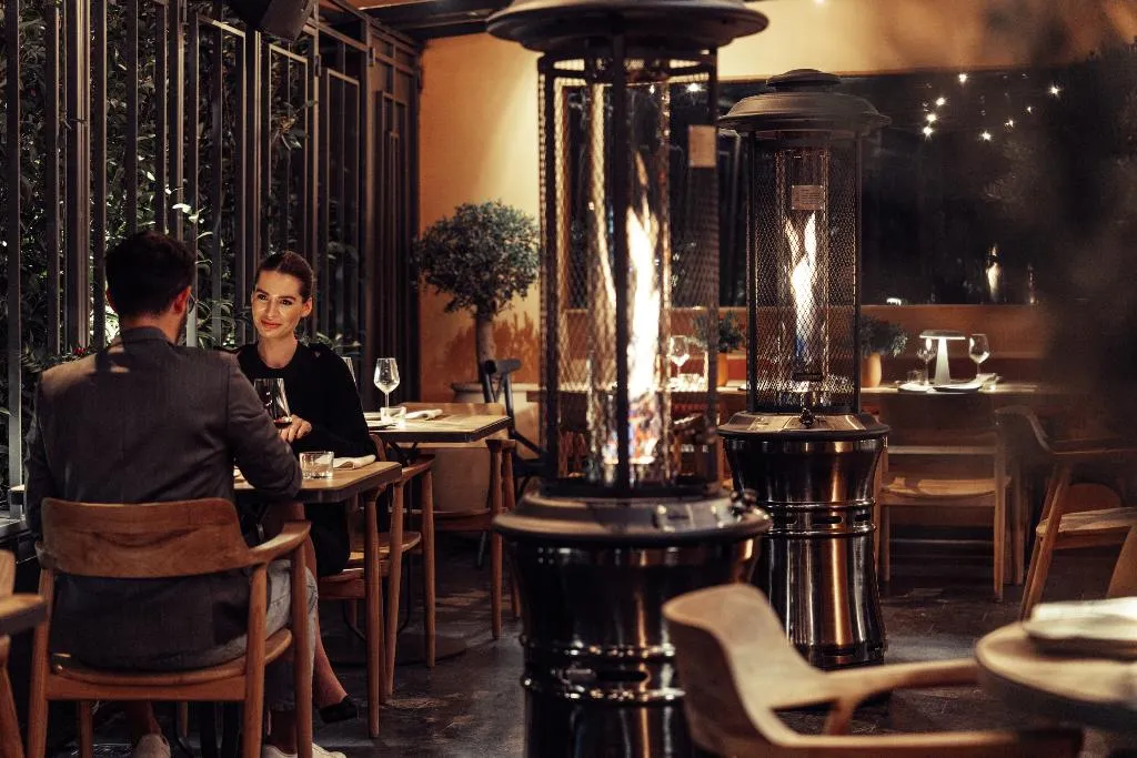 Restaurant, Roome, Dalaman